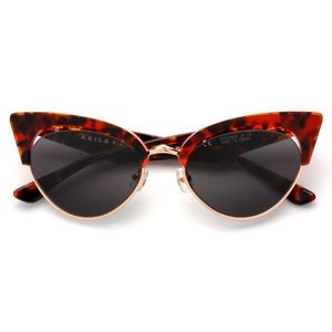 Lovemade x Akila cat eye sunglasses Rare New in box red tortoise cateye